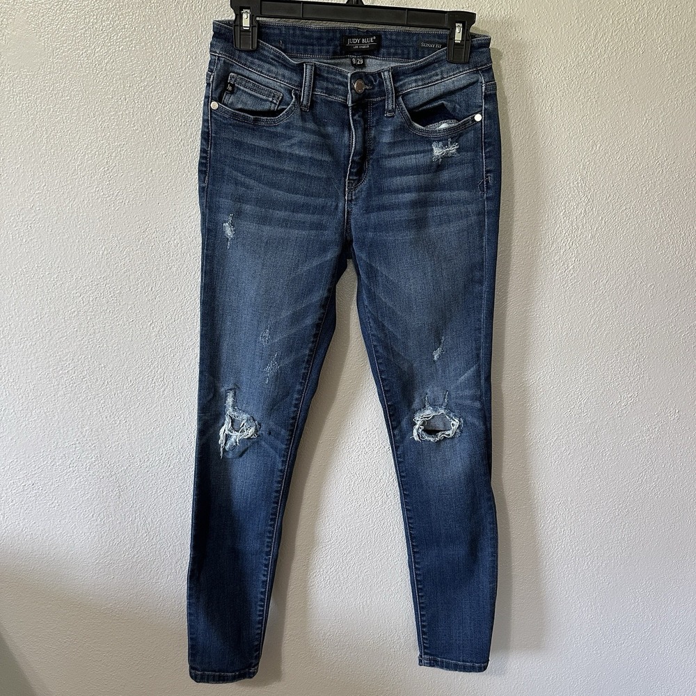 Judy Blue Skinny Fit‎ Distressed Jeans Size 9/29 Medium Wash